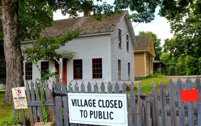 A vendre : ville fantôme