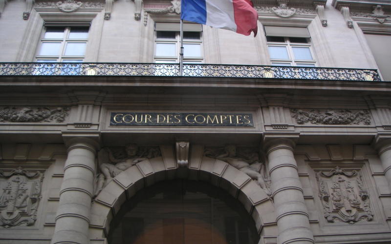 Déficit public de 4% et 2000 milliards de dette selon la Cour des Comptes