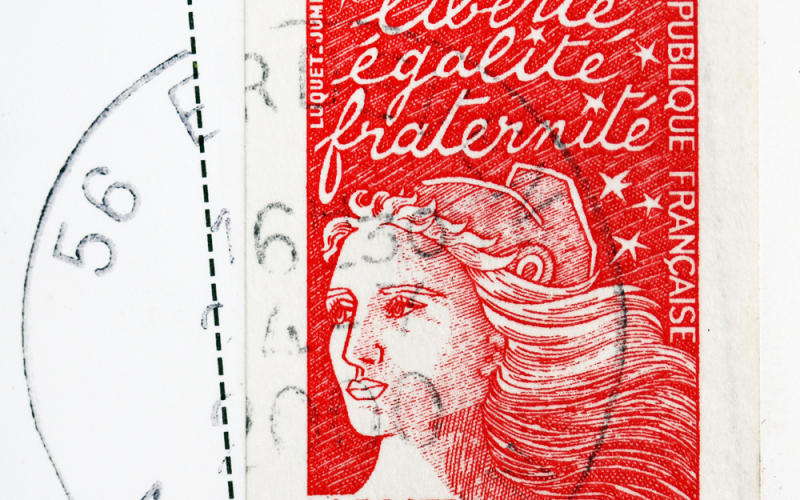 La Poste supprime le timbre rouge : désormais, il faudra passer par Internet