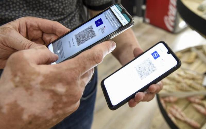 Le pass sanitaire pourrait être prolongé jusqu'à l'été 2022