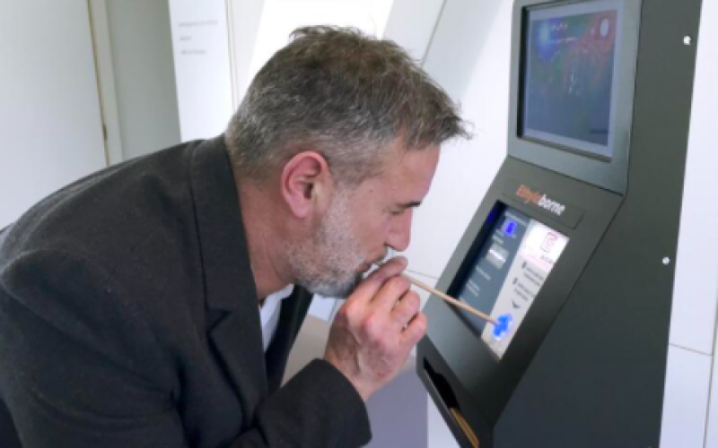 Moselle: une start-up récompensée pour un éthylotest nouvelle génération