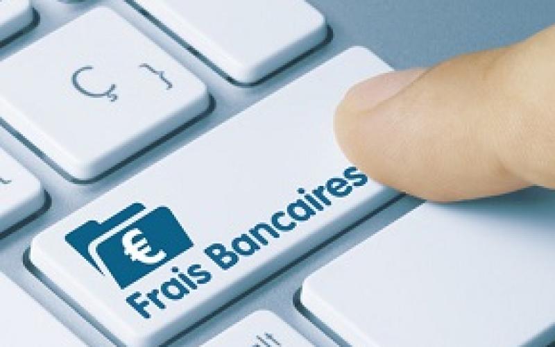 Première baisse en 3 ans pour les frais bancaires