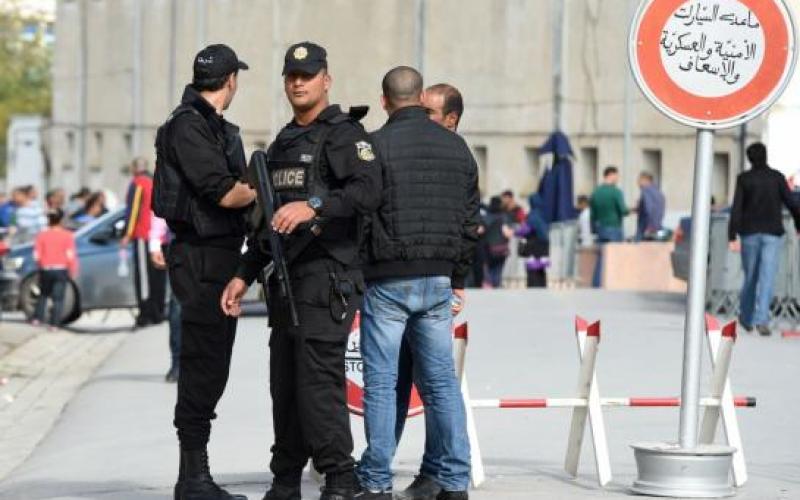Tunis : l'explosion d'un bus de la garde présidentielle fait au moins 14 morts