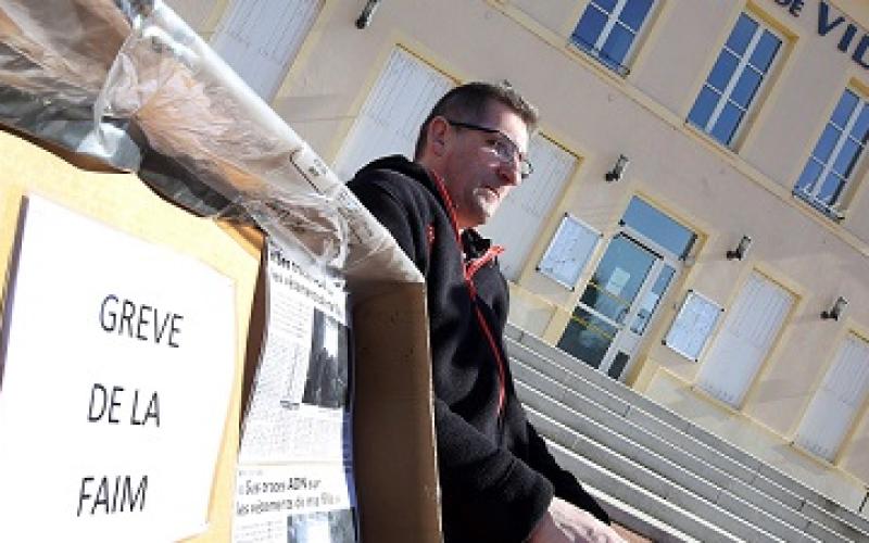 A jarny, une cinquantaine de personnes pour soutenir le combat de Francis Siedlewski