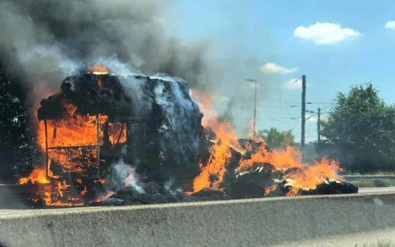 A31 : un camion en feu sur l'A31.