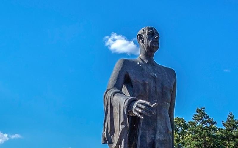 Amnéville conservera finalement sa statue du Général de Gaulle
