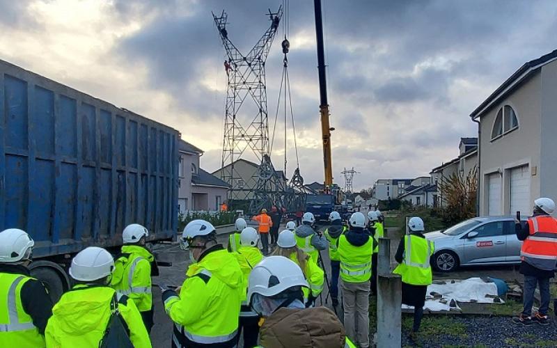 Amnéville : le démontage des lignes haute tension a démarré