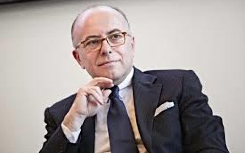 Bernard Cazeneuve à la rescousse