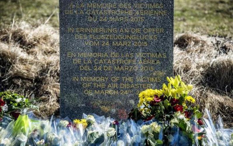 Crash de l'A320 de Germanwings : Lufthansa va verser 275 millions d'euros aux familles des victimes