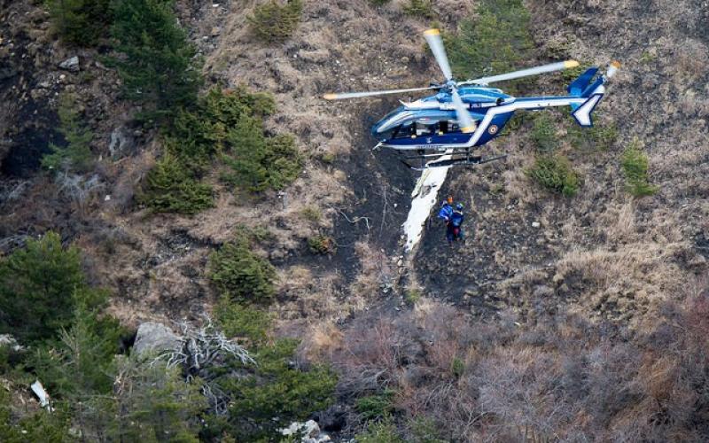 Crash de l'A320 de Germanwings : un des pilotes se trouvait hors du cockpit juste avant le drame