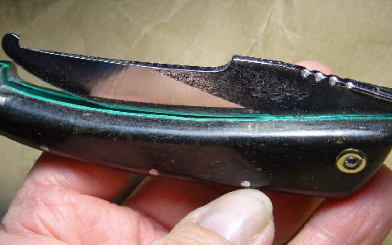 Des couteaux au manche un peu particulier