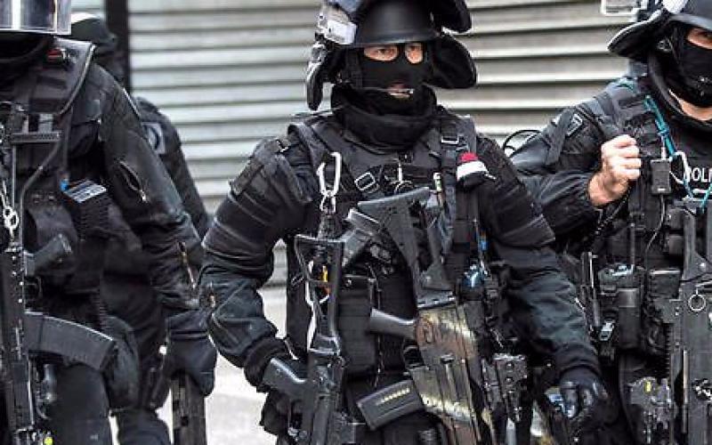 Deux jeunes qui projetaient des attentats en France arrêtés à Lyon et à Paris