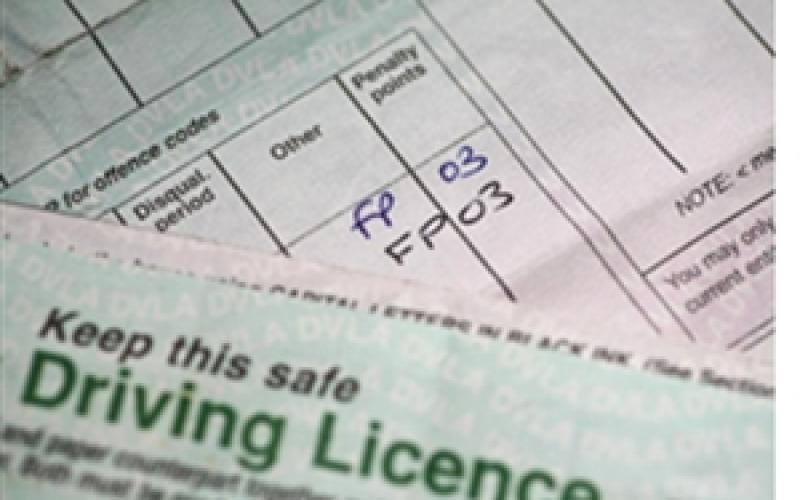 Elle rate son permis de conduire théorique 110 fois