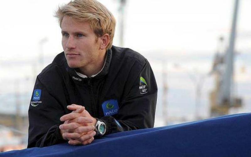 François Gabart dynamite le record du tour du monde en solitaire à la voile