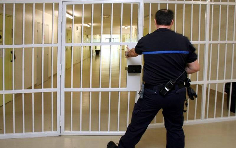 Grand-Est : un jeune détenu gravement brûlé dans sa cellule