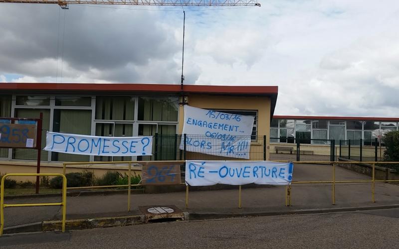 La grogne des parents d'élèves se poursuit ce mardi à l'école Louis Pergaud de Briey
