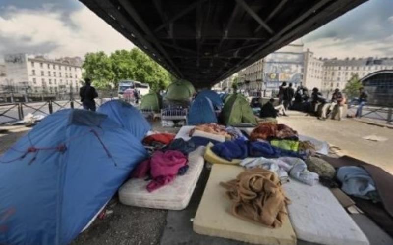 La mairie de Paris envisage la création d’un centre d’accueil pour les migrants