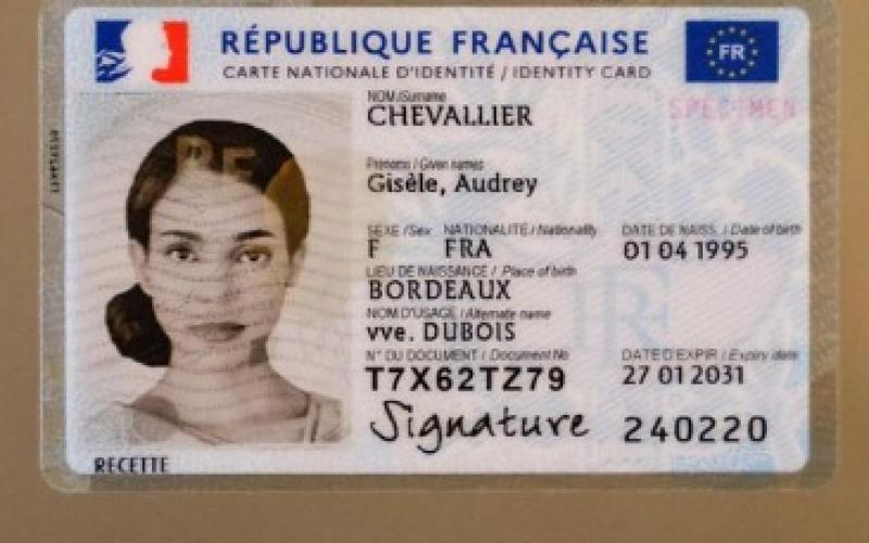 La nouvelle carte d'identité numérique arrivera la 2 août