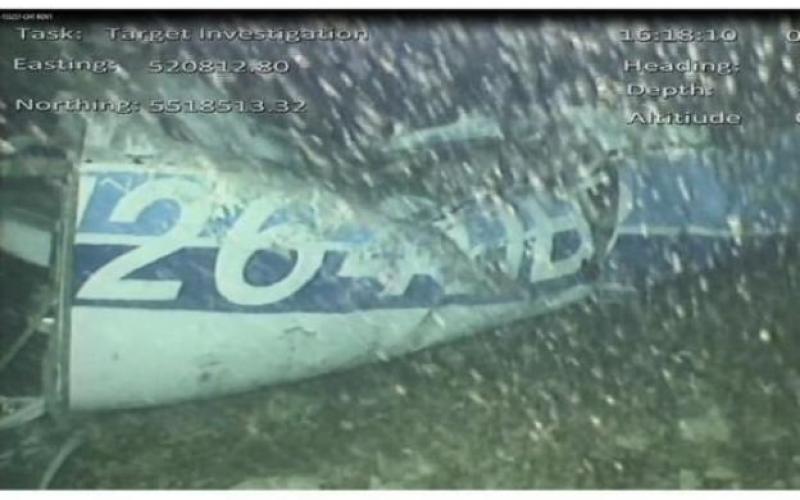 Le corps retrouvé dans l'épave de l'avion d'Emiliano Sala, repêché