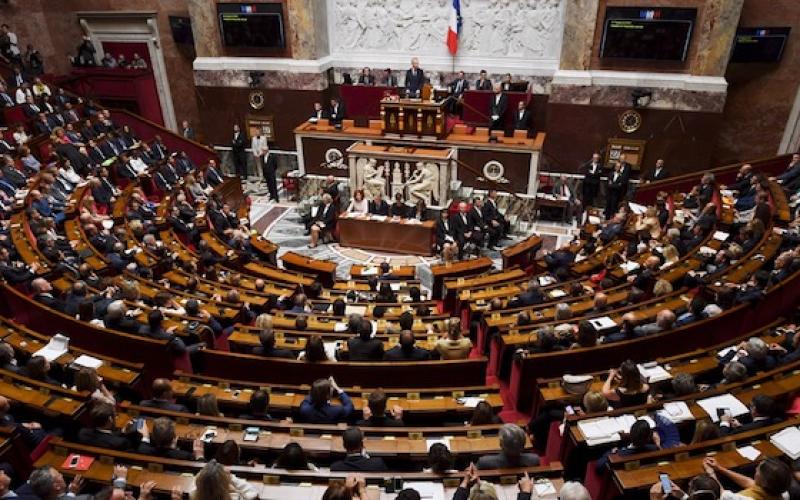 Les députés votent la suppression de la taxe d'habitation d'ici à 2020