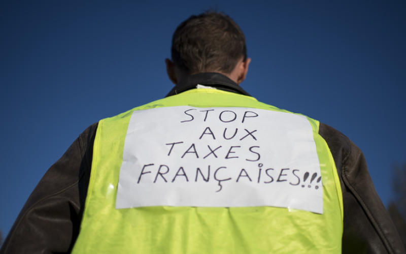 Les "gilets jaunes" pourraient viser les centres commerciaux demain