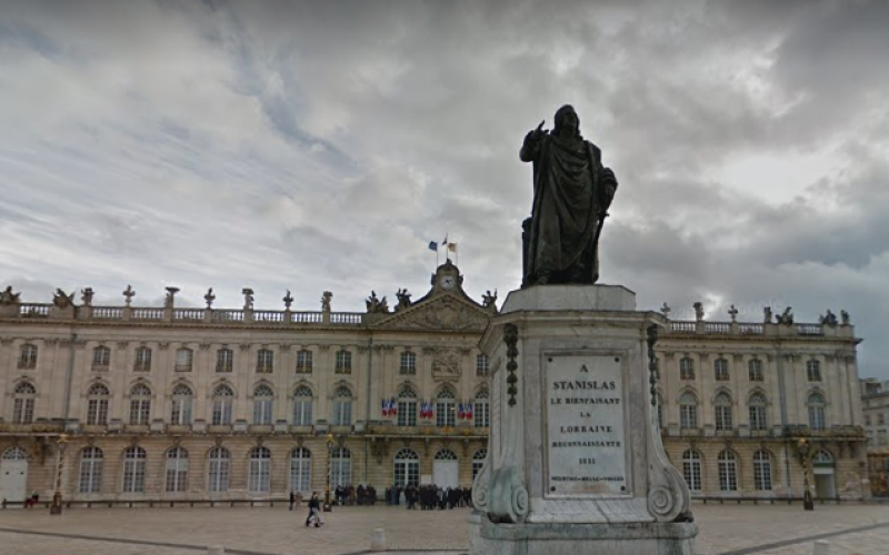 Les maires de Nancy et Reims appellent à reconfiner après Noël