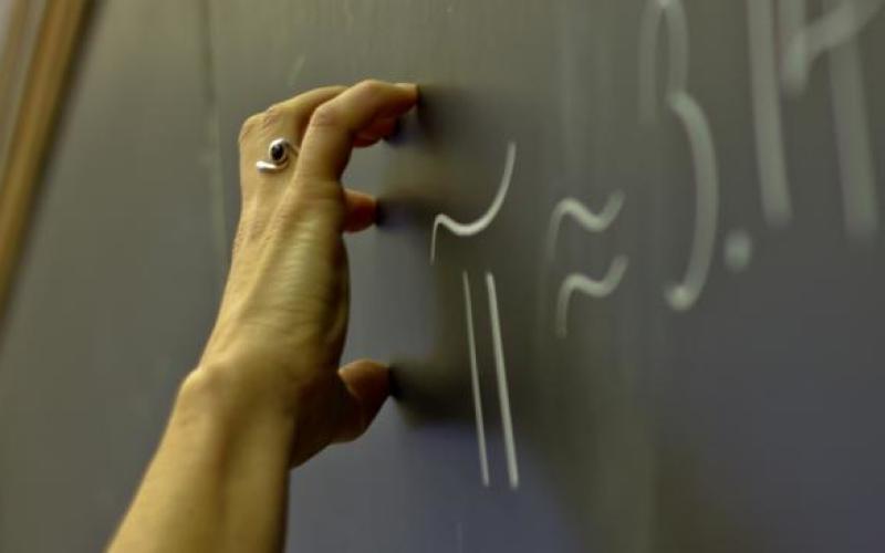 Les professeurs manifestent contre la réforme des collèges