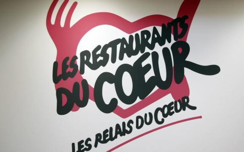 Les Restos du cœur demandent "un plan européen de lutte contre la pauvreté"