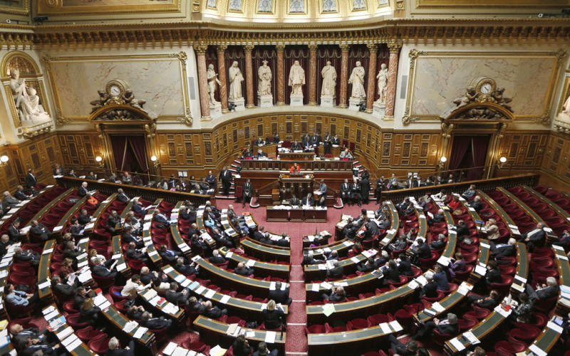 Loi travail : le Sénat veut supprimer les 35h