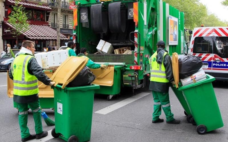 Luxembourg : un jeune homme retrouvé dans une benne à ordure par les éboueurs, un drame évité de justesse