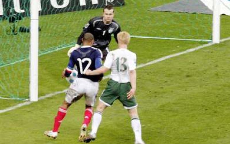 Main de Thierry Henry : la FIFA a acheté le silence de l'Irlande
