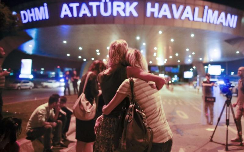[MAJ] La Turquie a nouveau frappée par un attentat à Istanbul : 41 morts et 239 blessés