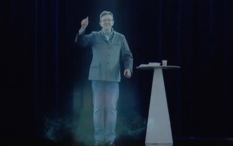 Nancy : l'hologramme de Mélenchon en meeting au Zénith le 18 avril