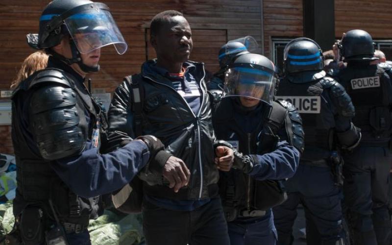 Nouvelle évacuation musclée d'un camps de migrants à Paris