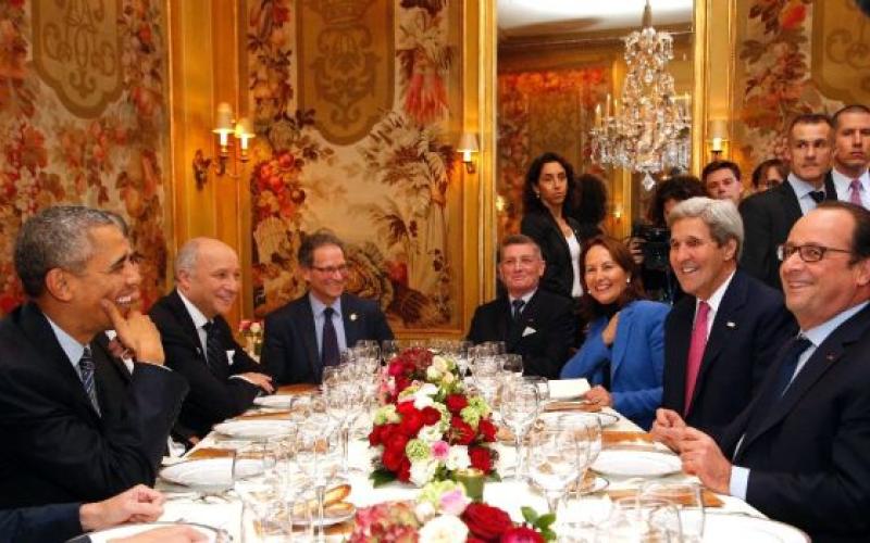 Obama et Hollande en sortie à Paris