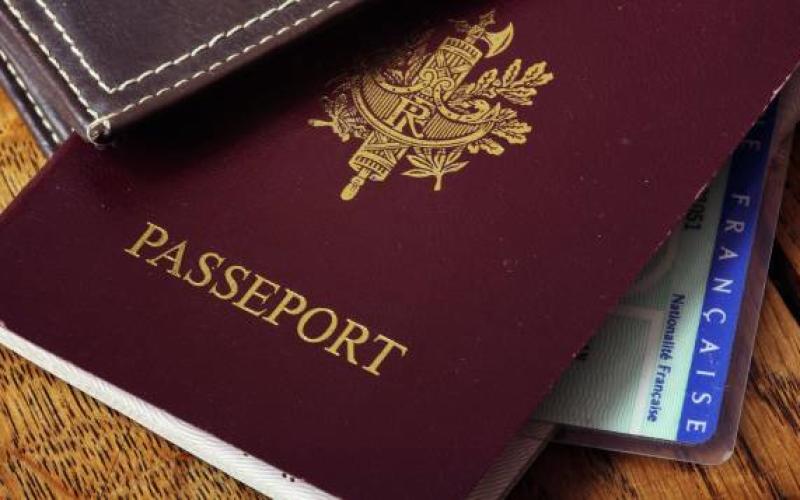 Passeports : vers une simplification des démarches