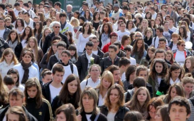 Près de 800 personnes ont rendu hommage aux quatre copains morts à Creutzwald