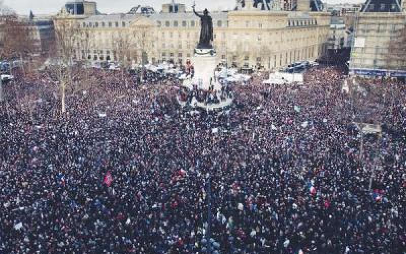 Rassemblement historique à Paris