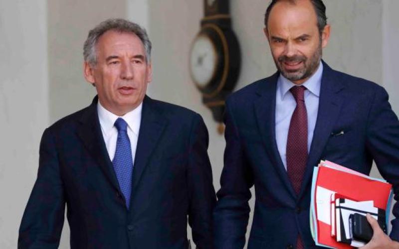 Remaniement ministériel : Bayrou out