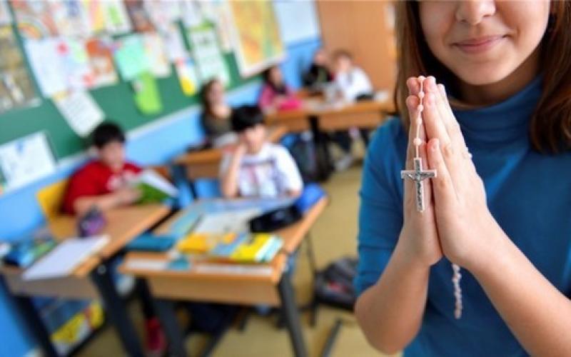 Remplacement de l'enseignement de la religion :  Monseigneur Lagleize, est en colère !