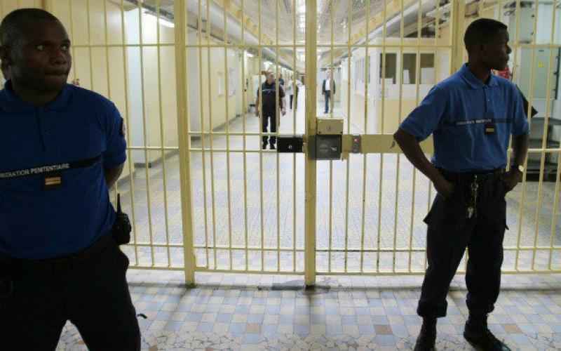 Toul : un gardien de prison agressé à l'huile bouillante