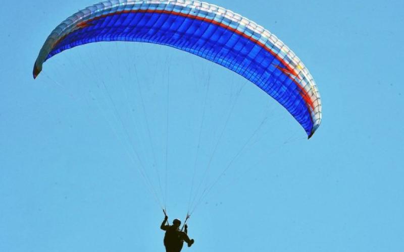 Un parachutiste se tue en Meurthe et Moselle