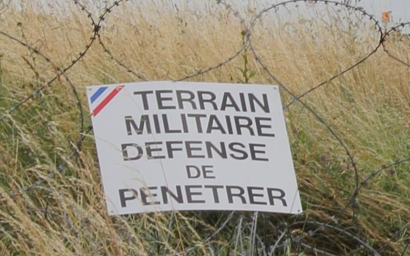 Vol de détonateurs, d'explosifs et de grenades sur un site de l'armée dans le sud
