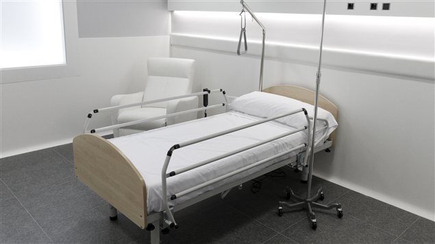 17 prétendantes à son chevet