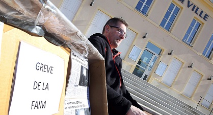 A jarny, une cinquantaine de personnes pour soutenir le combat de Francis Siedlewski