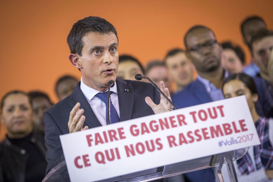 Après l'avoir utilisé six fois, Manuel Valls veut limiter l'usage du 49.3