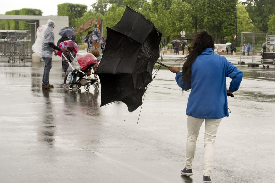 Après le passage d'Eleanor qui a balayé la région hier, le retour à la normale s'effectue progressivement