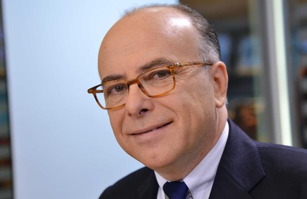 Bernard Cazeneuve veut faire évoluer les conditions de la légitime défense des policiers