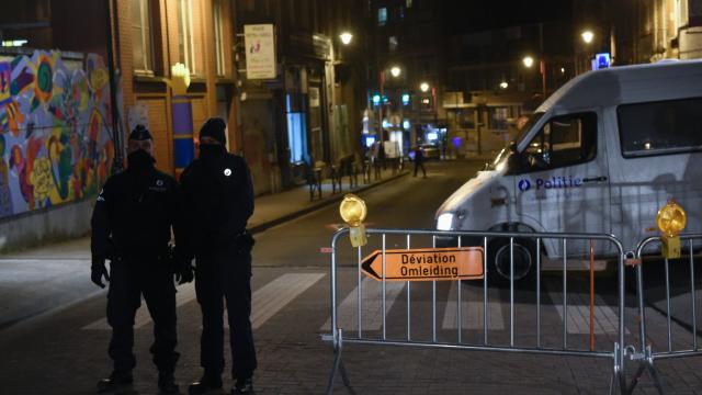 Bruxelles : une spectaculaire opération de police tourne à la fusillade