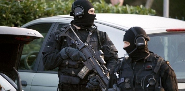 Côte d'Azur : un attentat "imminent" aurait été déjoué par la DCRI